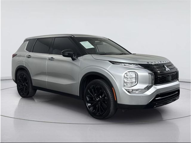 2022 Mitsubishi Outlander 