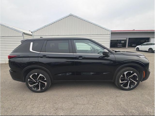 2022 Mitsubishi Outlander 