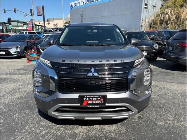 2022 Mitsubishi Outlander 