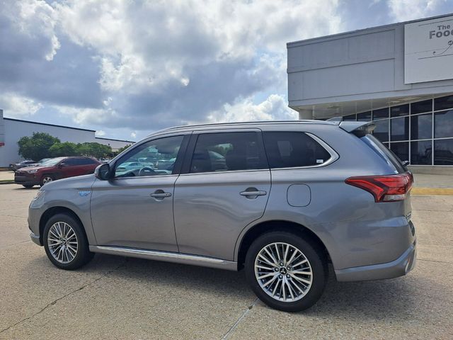 2022 Mitsubishi Outlander PHEV 