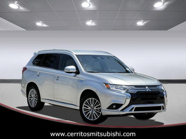 2022 Mitsubishi Outlander PHEV 