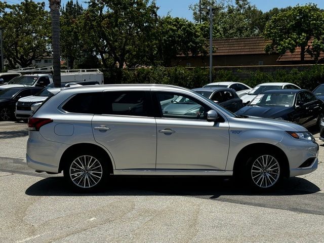 2022 Mitsubishi Outlander PHEV 