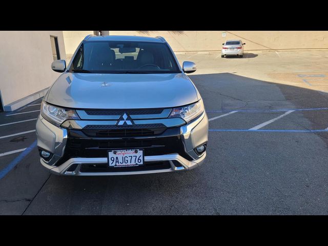 2022 Mitsubishi Outlander PHEV 