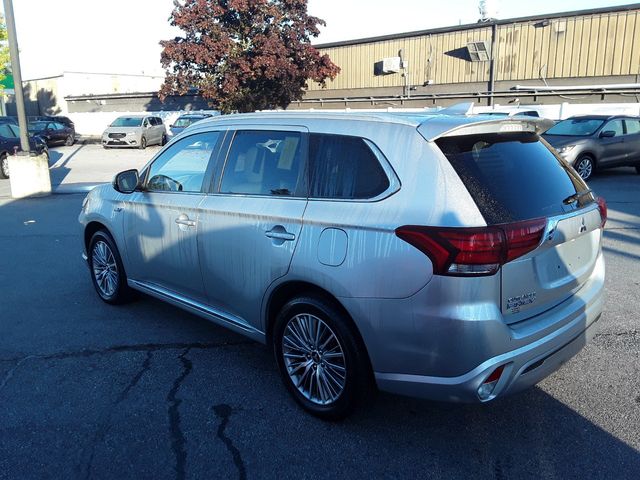 2022 Mitsubishi Outlander PHEV 