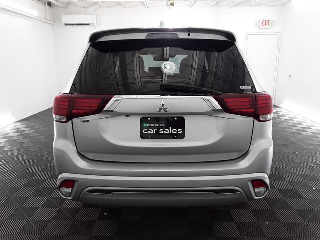 2022 Mitsubishi Outlander PHEV 