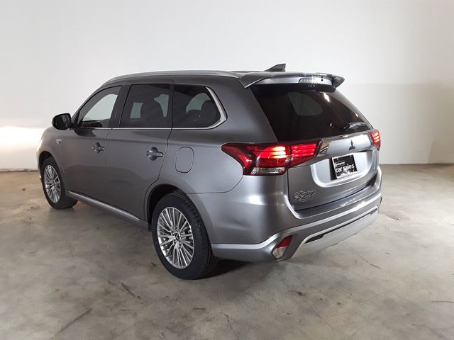 2022 Mitsubishi Outlander PHEV 