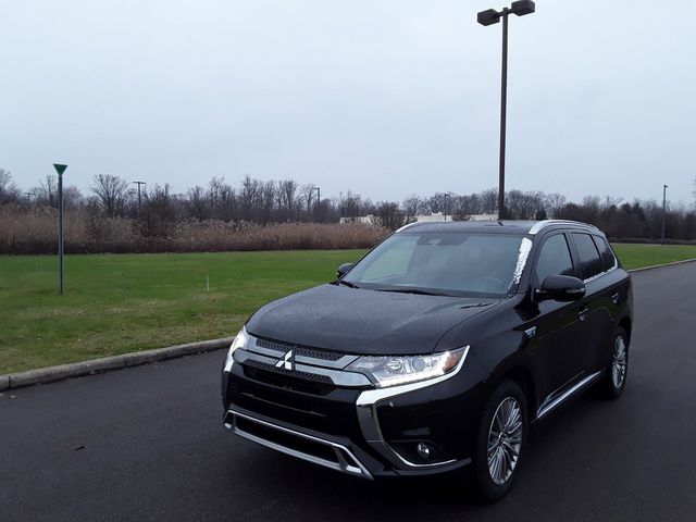 2022 Mitsubishi Outlander PHEV 