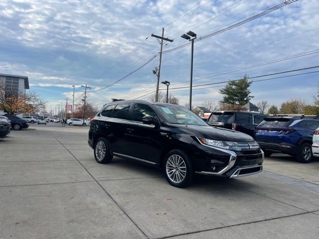 2022 Mitsubishi Outlander PHEV GT