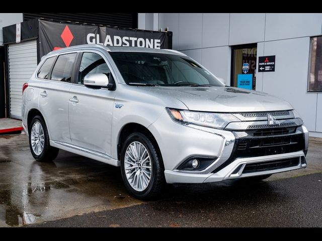 2022 Mitsubishi Outlander PHEV LE