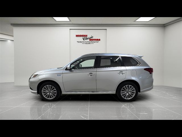 2022 Mitsubishi Outlander PHEV LE