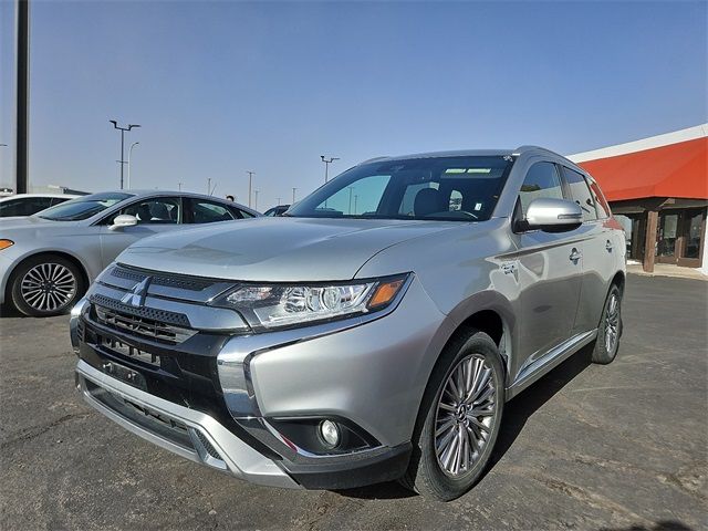 2022 Mitsubishi Outlander PHEV LE