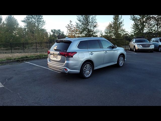 2022 Mitsubishi Outlander PHEV SEL