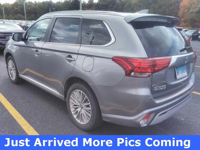 2022 Mitsubishi Outlander PHEV 