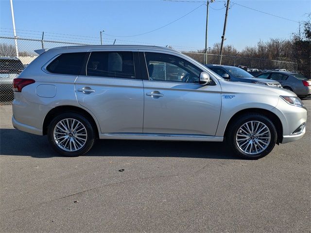 2022 Mitsubishi Outlander PHEV SEL