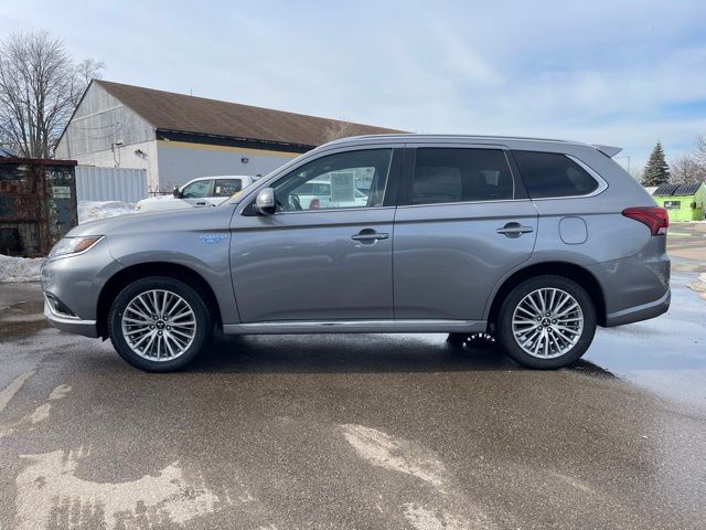 2022 Mitsubishi Outlander PHEV SEL