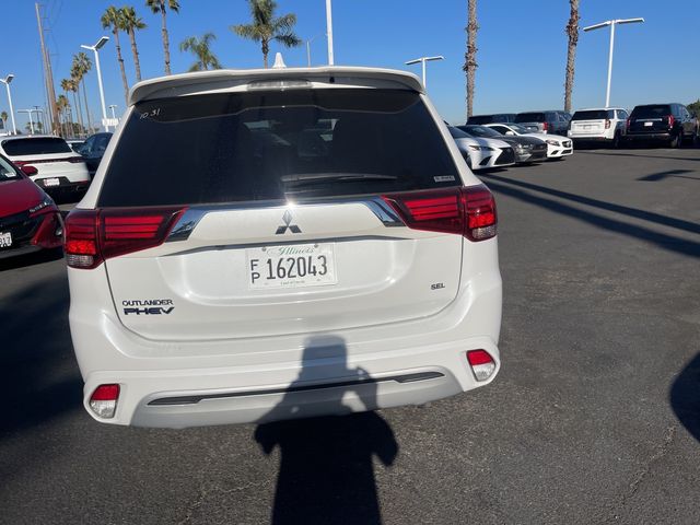 2022 Mitsubishi Outlander PHEV SEL