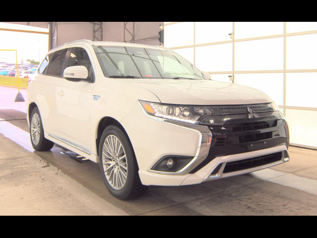 2022 Mitsubishi Outlander PHEV LE