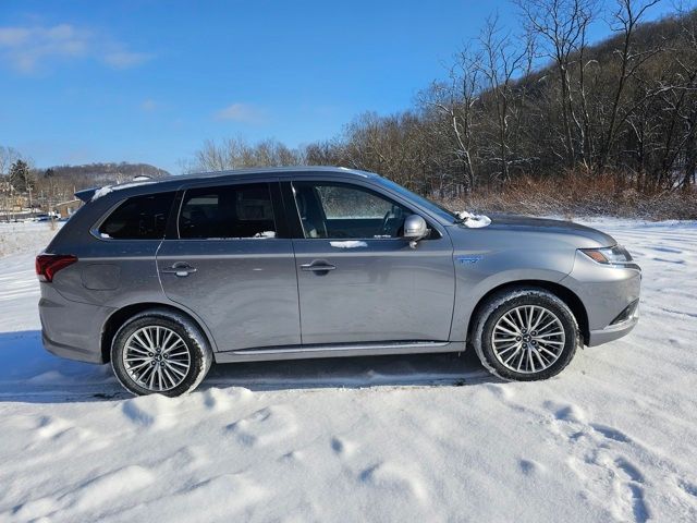 2022 Mitsubishi Outlander PHEV SEL