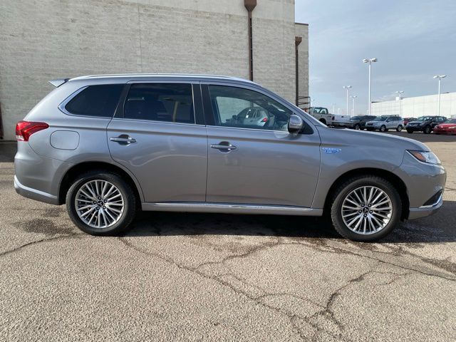 2022 Mitsubishi Outlander PHEV SEL