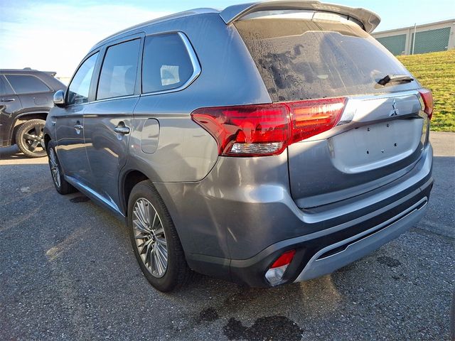 2022 Mitsubishi Outlander PHEV LE