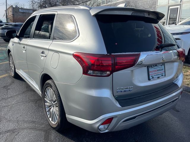 2022 Mitsubishi Outlander PHEV SEL