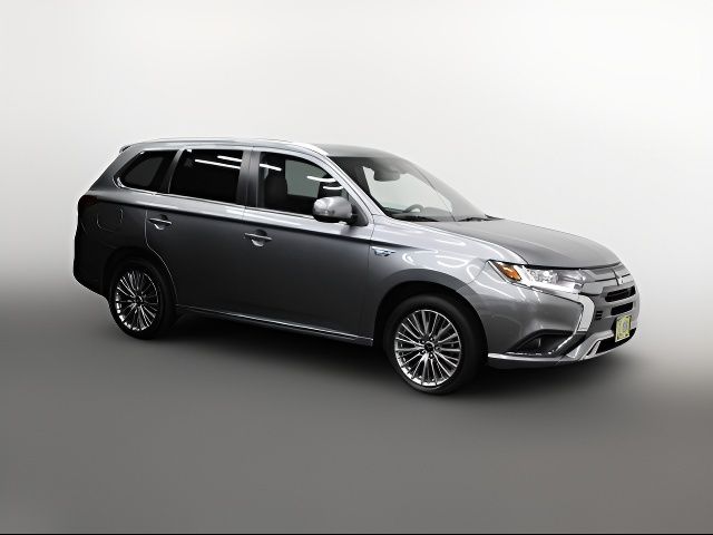 2022 Mitsubishi Outlander PHEV 