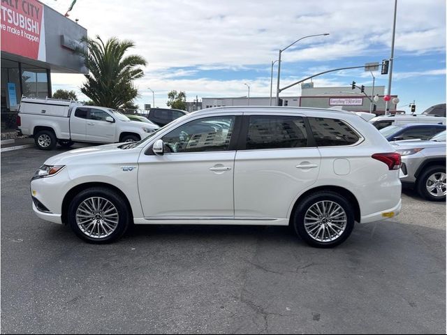 2022 Mitsubishi Outlander PHEV SEL