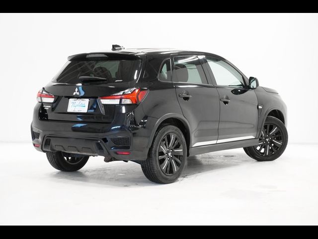 2022 Mitsubishi Outlander Sport LE