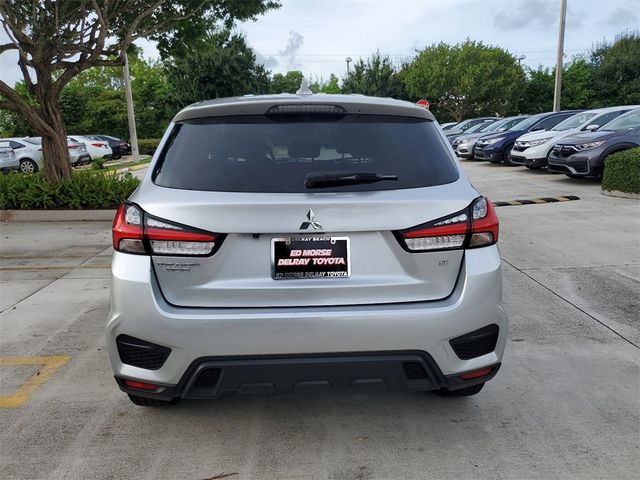 2022 Mitsubishi Outlander Sport SE