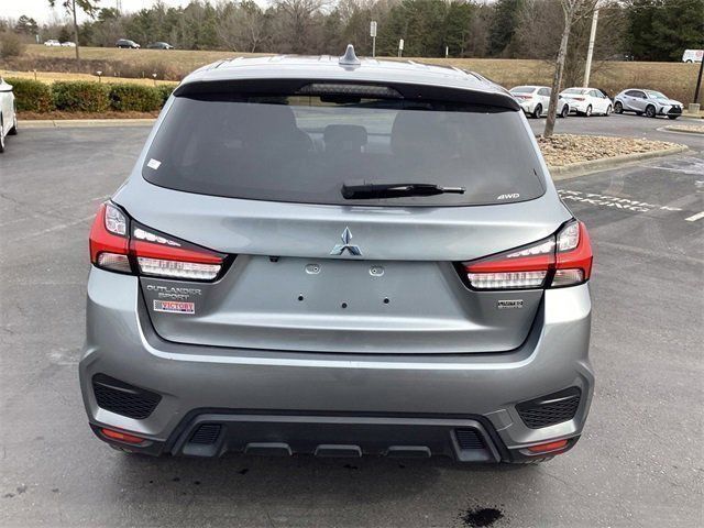 2022 Mitsubishi Outlander Sport LE