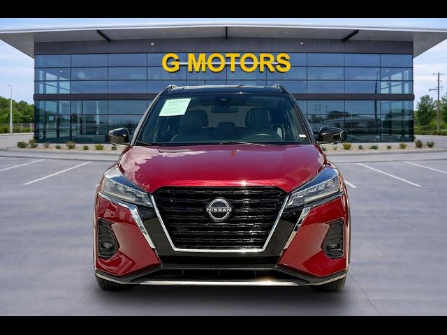2022 Nissan Kicks SR