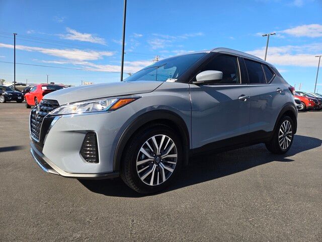 2022 Nissan Kicks SV