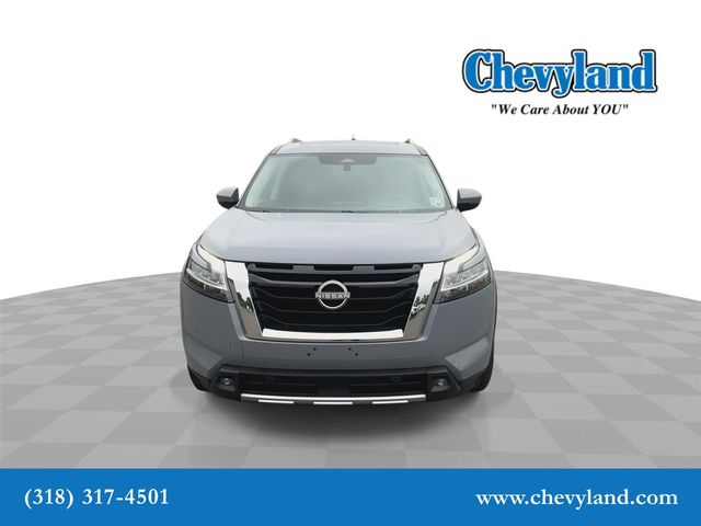 2022 Nissan Pathfinder Platinum