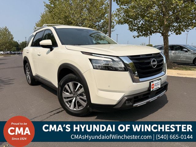 2022 Nissan Pathfinder SL