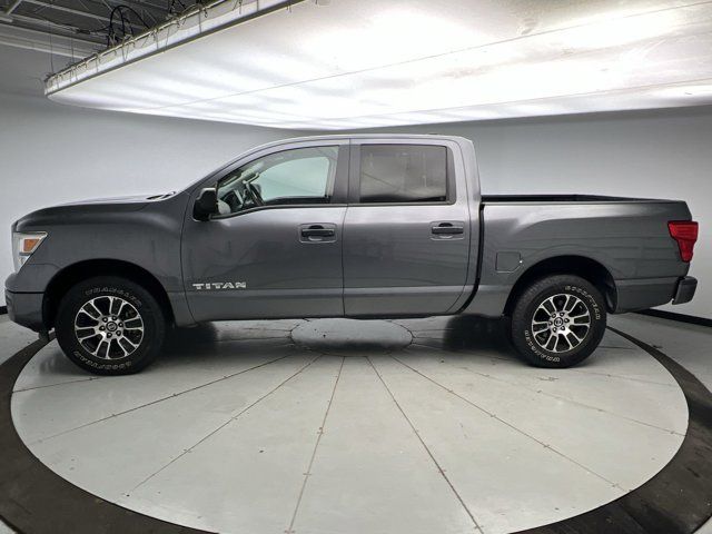 2022 Nissan Titan SV