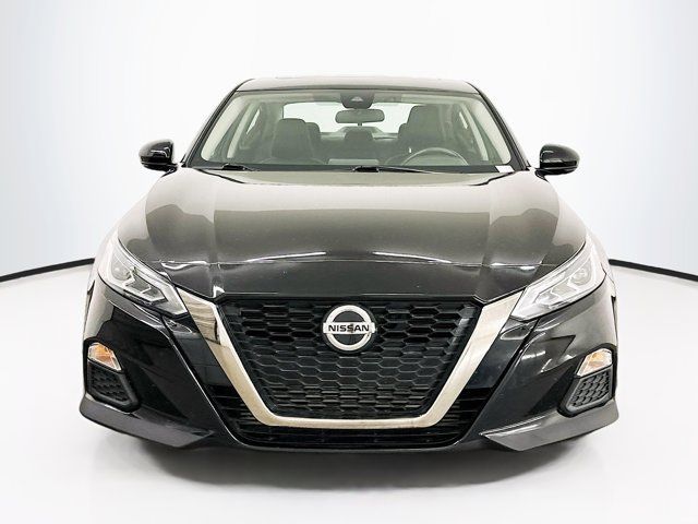 2022 Nissan Altima 2.0 SR