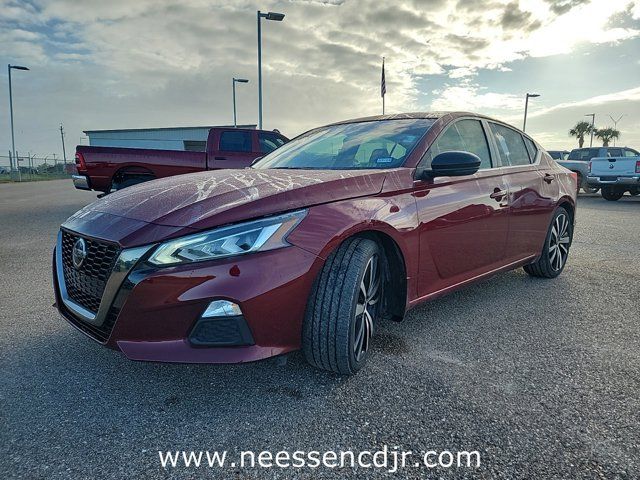 2022 Nissan Altima 2.0 SR