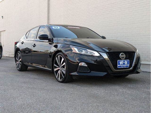 2022 Nissan Altima 2.0 SR