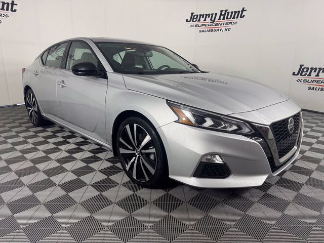 2022 Nissan Altima 2.0 SR