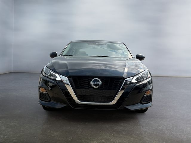 2022 Nissan Altima 2.0 SR