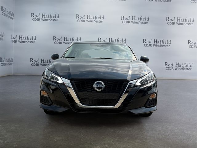 2022 Nissan Altima 2.0 SR