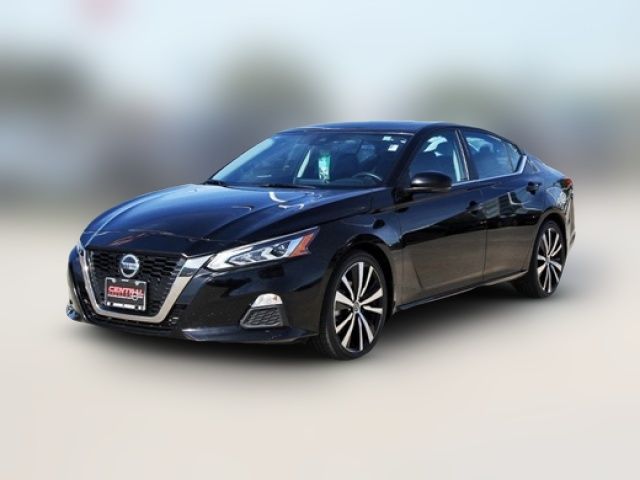 2022 Nissan Altima 2.0 SR