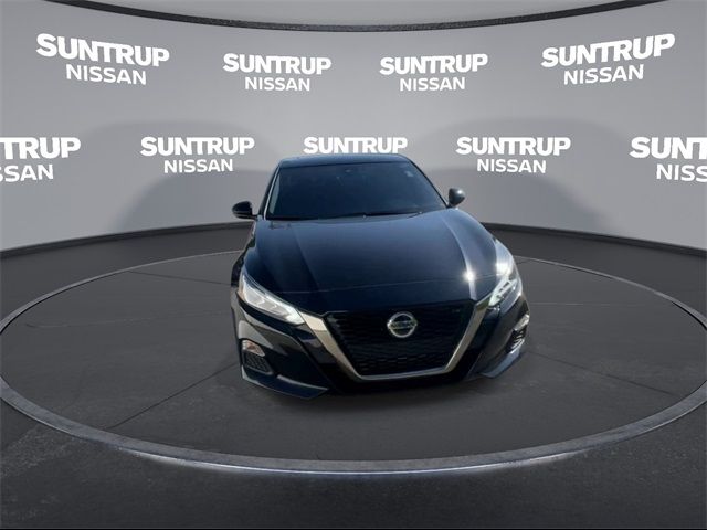 2022 Nissan Altima 2.0 SR