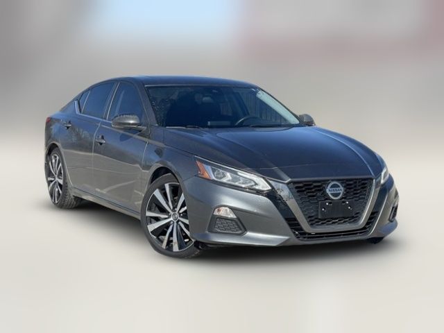 2022 Nissan Altima 2.0 SR