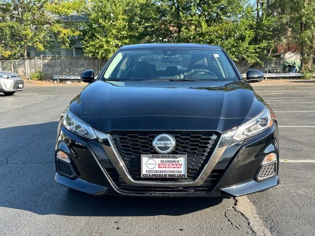 2022 Nissan Altima 2.0 SR