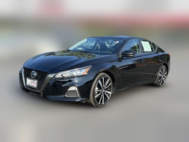 2022 Nissan Altima 2.0 SR