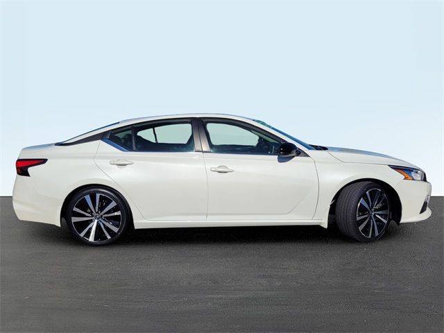 2022 Nissan Altima 2.0 SR