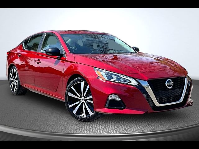 2022 Nissan Altima 2.0 SR