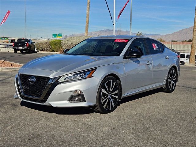 2022 Nissan Altima 2.0 SR