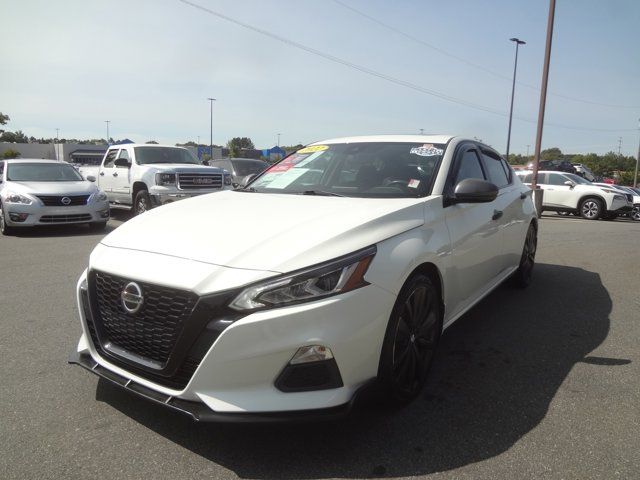 2022 Nissan Altima 2.0 SR